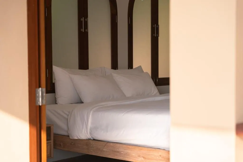 Sky Villa king bedroom