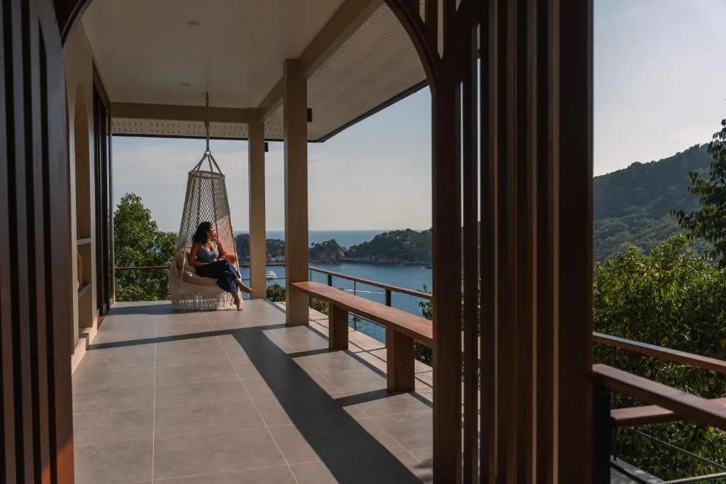 Sky Villa bay view